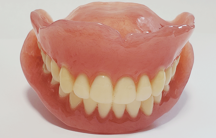 一般的な保険の入れ歯